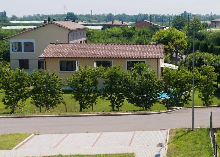 Hotel La Cartiera 4*