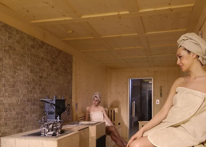 La Cartiera 4* Vignola (Emilia-Romagna)